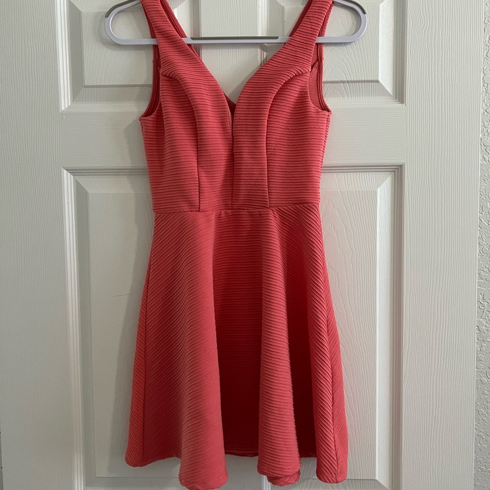 Bailey Blue Peach V-neck Dress - Size Small